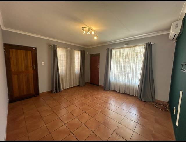 3 BEDROOM FREESTANDING FOR SALE IN NORTHDALE